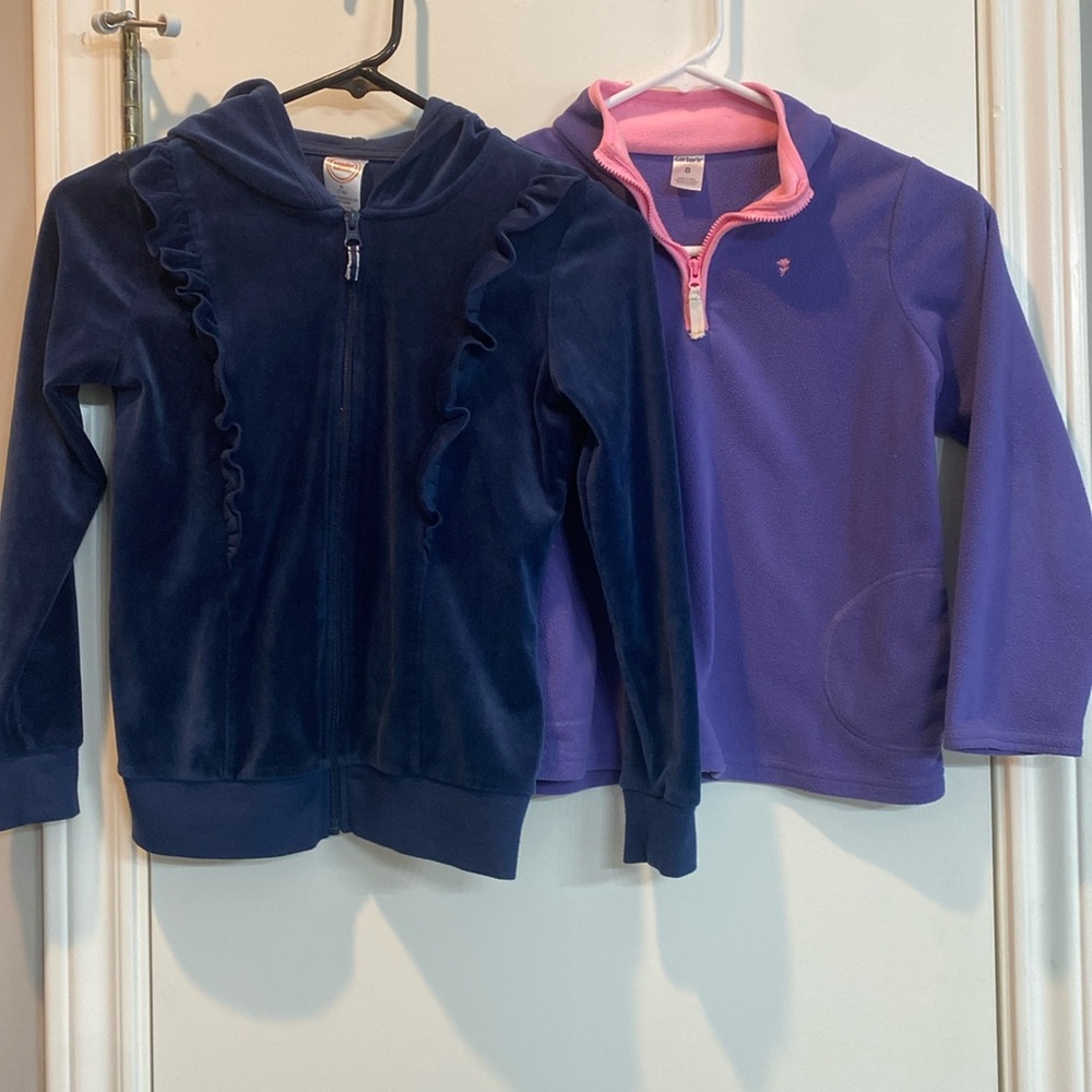 Lot/bundle of 2 girls sweatshirts, size M.